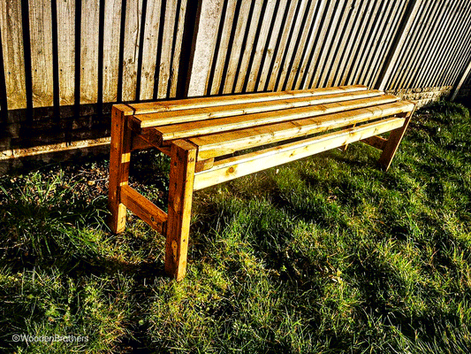 Solid garden bench