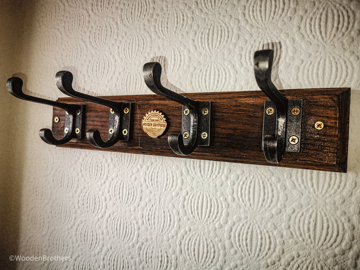 Wall mounted coat hanger